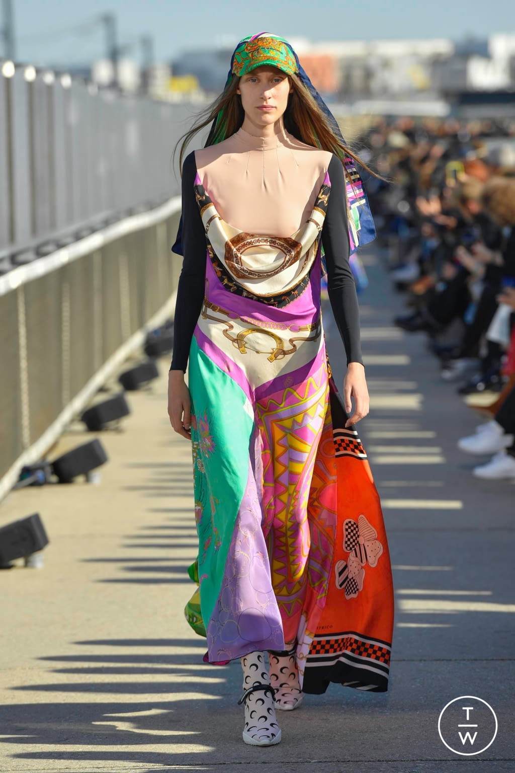 Fashion Week Paris Spring/Summer 2019 look 1 from the Marine Serre collection womenswear