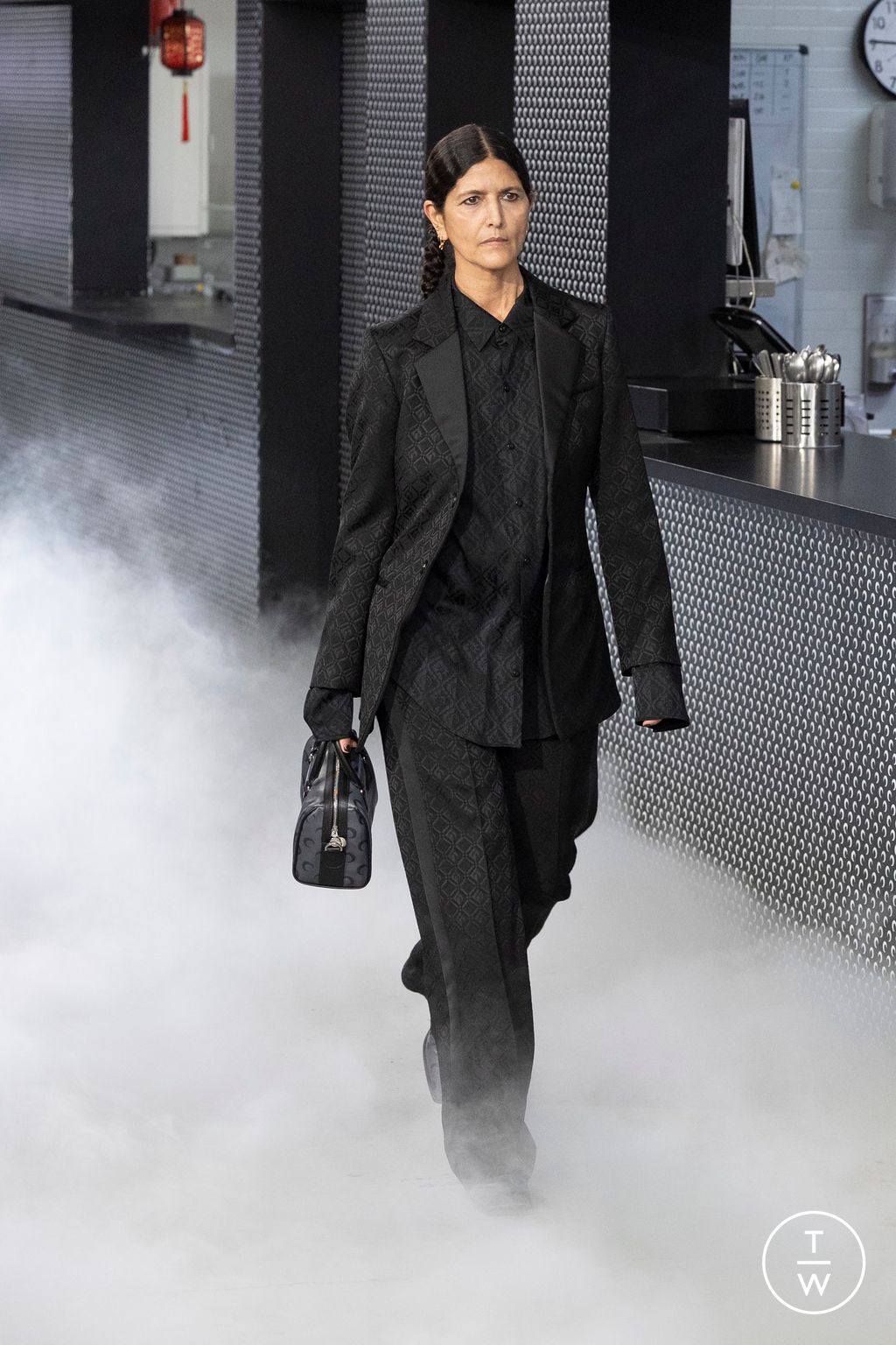 Fashion Week Paris Fall/Winter 2024 look 10 from the Marine Serre collection womenswear