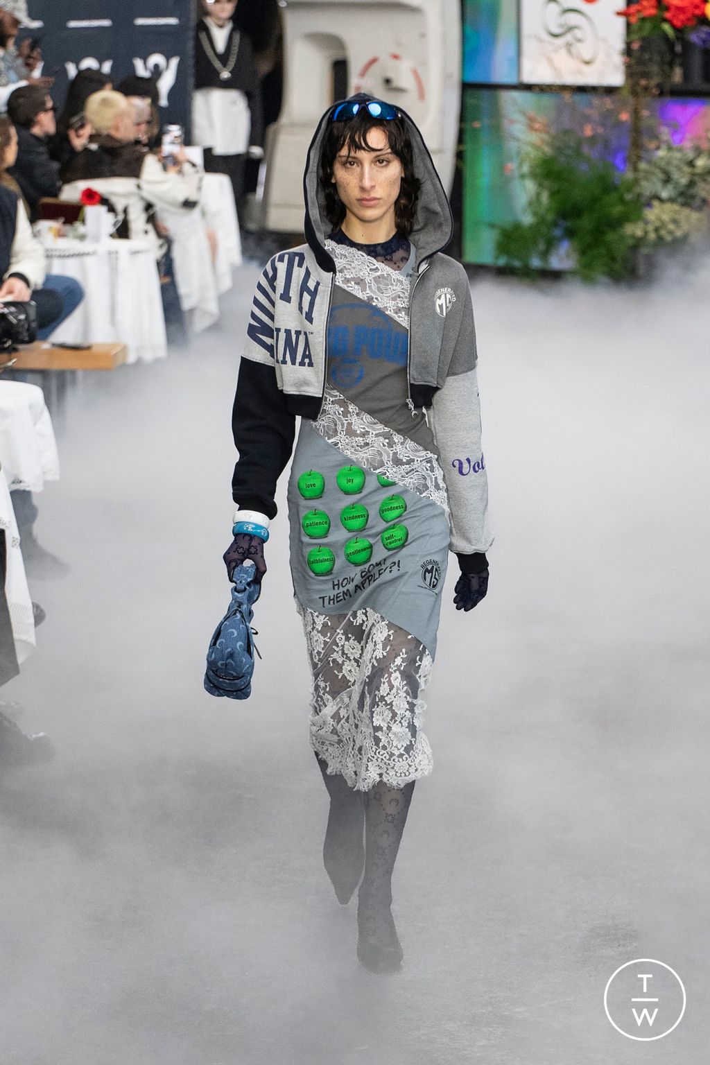 Fashion Week Paris Fall/Winter 2024 look 33 from the Marine Serre collection womenswear