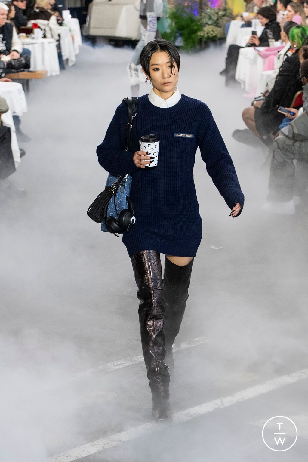 Fashion Week Paris Fall/Winter 2024 look 36 from the Marine Serre collection 女装