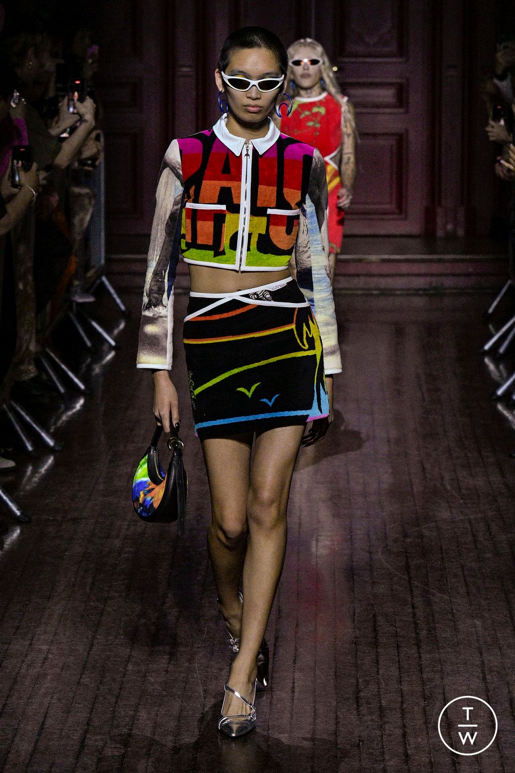 Fashion Week Paris Spring/Summer 2024 look 20 from the Marine Serre collection 男装