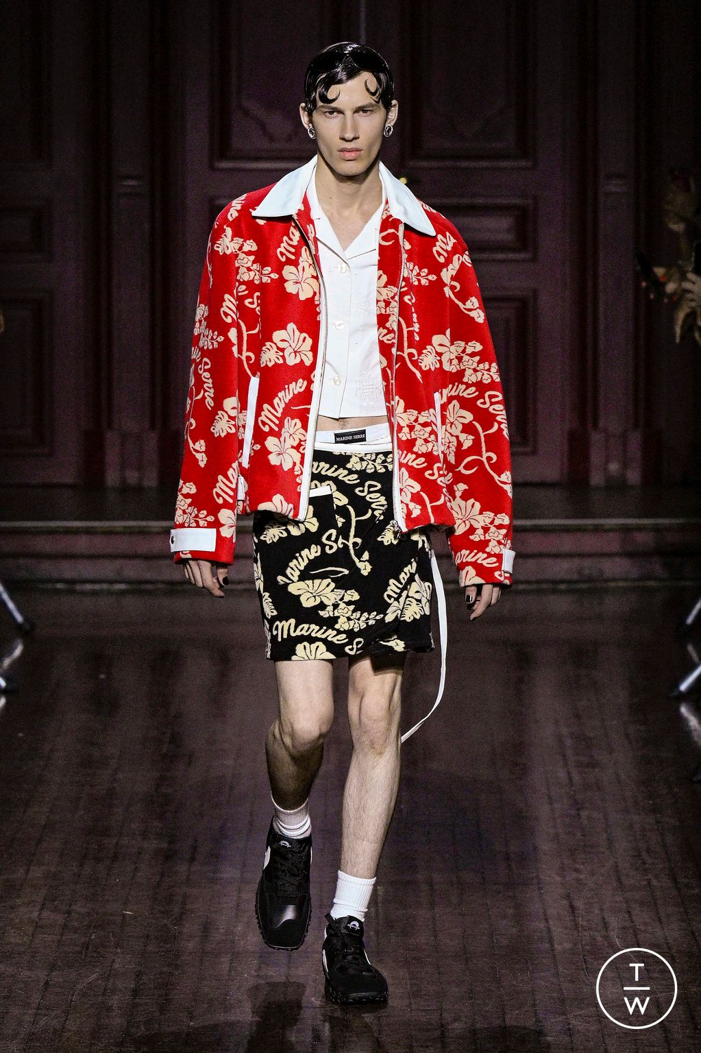 Fashion Week Paris Spring/Summer 2024 look 42 from the Marine Serre collection menswear
