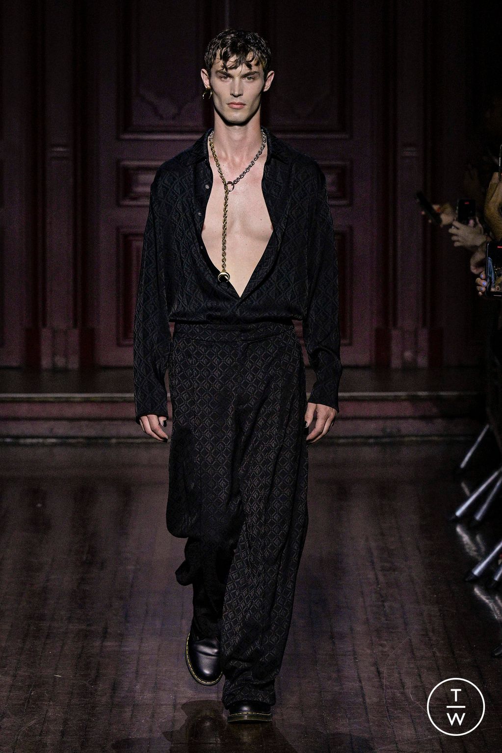 Fashion Week Paris Spring/Summer 2024 look 45 from the Marine Serre collection menswear