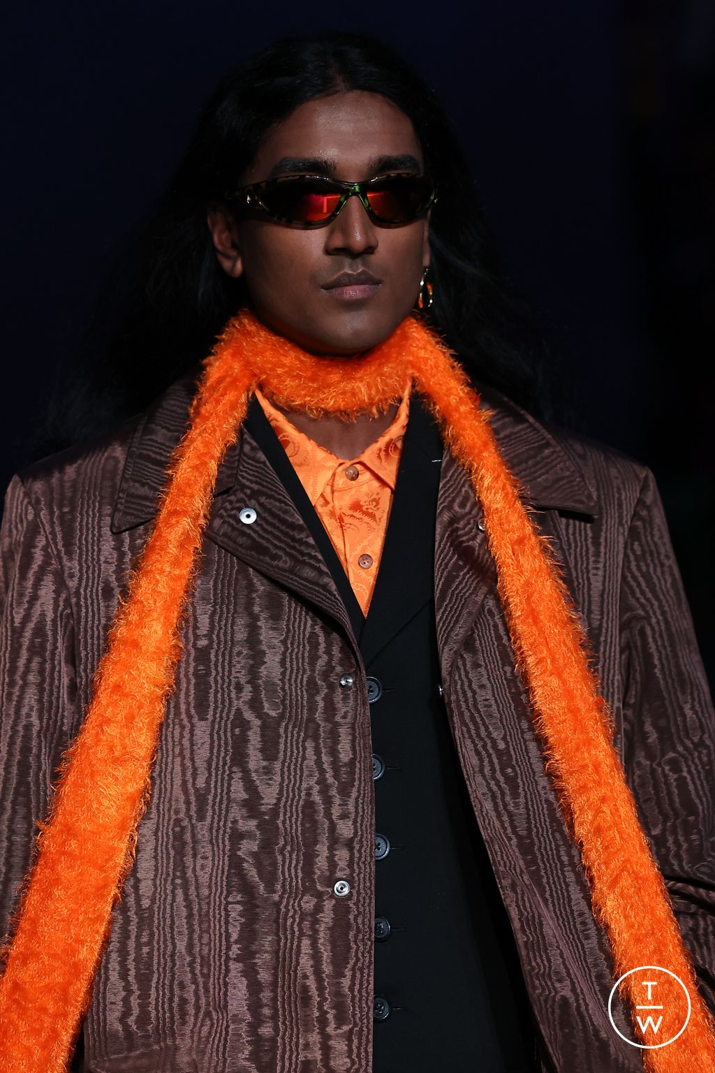 Fashion Week Paris Fall/Winter 2023 look 50 from the Marine Serre collection menswear accessories