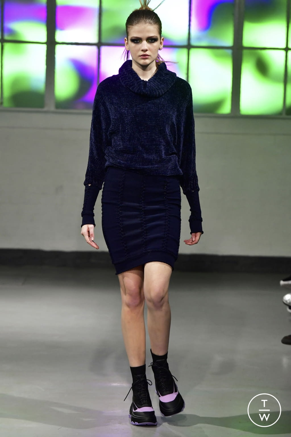 Fashion Week London Fall/Winter 2022 look 16 from the Mark Fast collection 女装