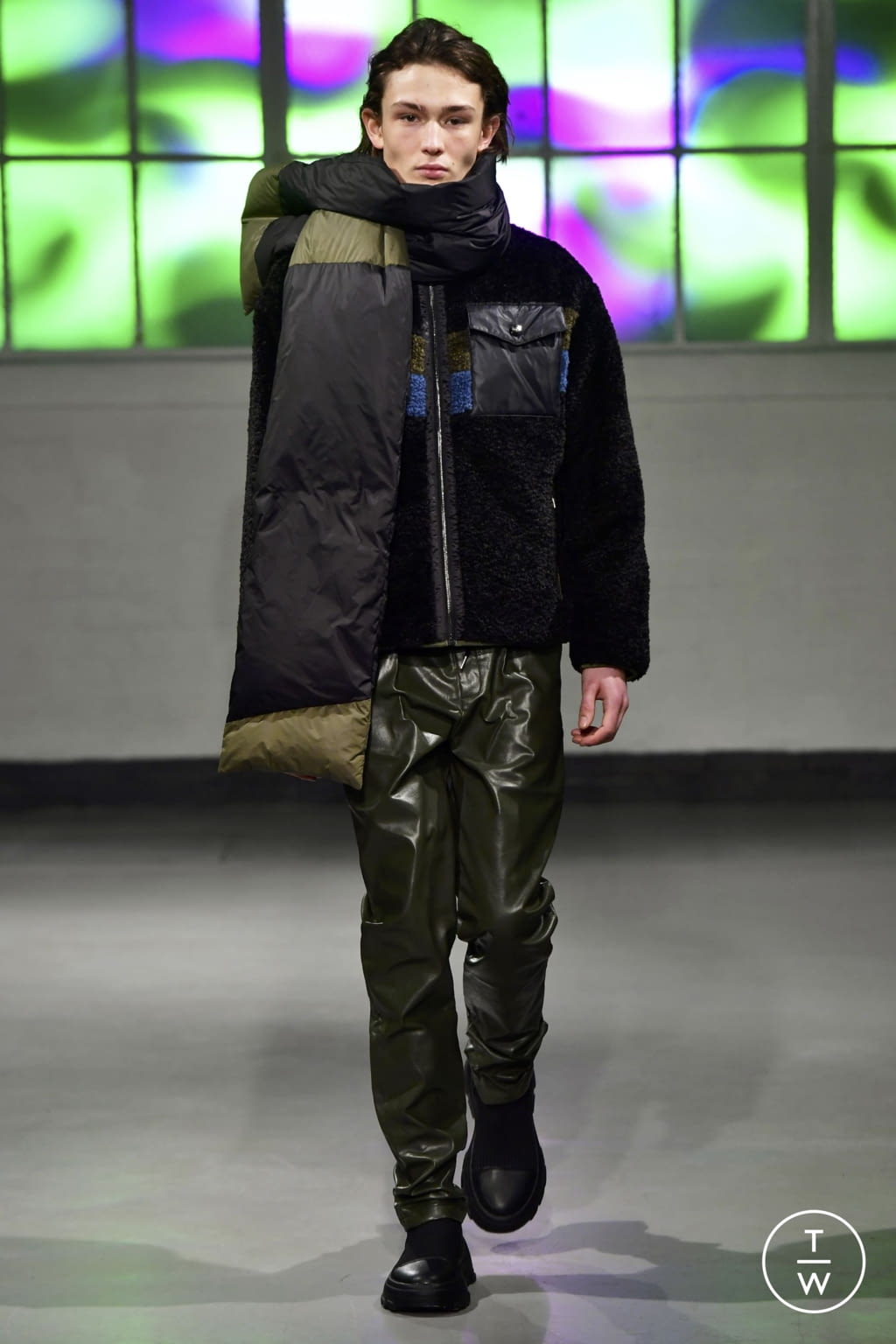 Fashion Week London Fall/Winter 2022 look 35 de la collection Mark Fast womenswear