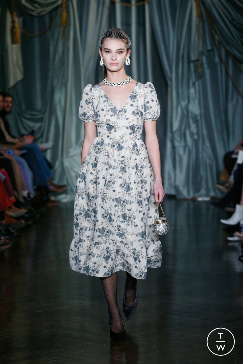 Fashion Week New York Fall/Winter 2022 look 17 de la collection Markarian womenswear