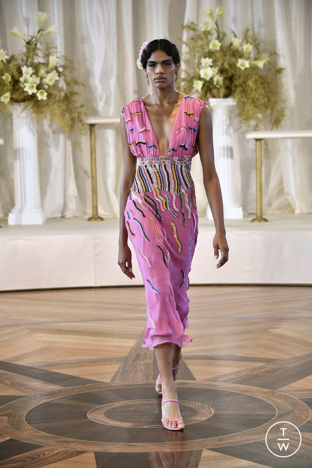 Fashion Week New York Spring/Summer 2022 look 23 from the Markarian collection 女装