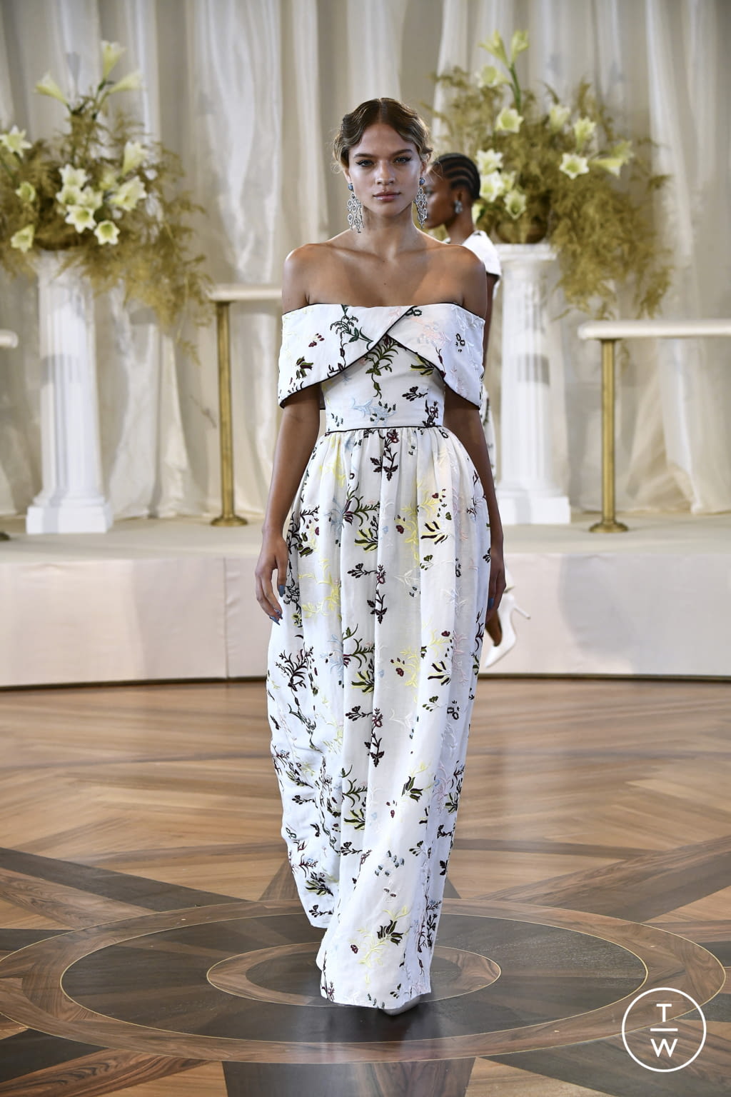 Fashion Week New York Spring/Summer 2022 look 27 from the Markarian collection womenswear
