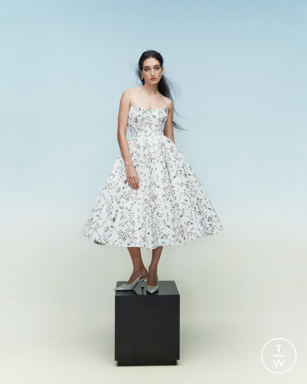 Fashion Week New York Pre-Fall 2023 look 7 de la collection Markarian womenswear