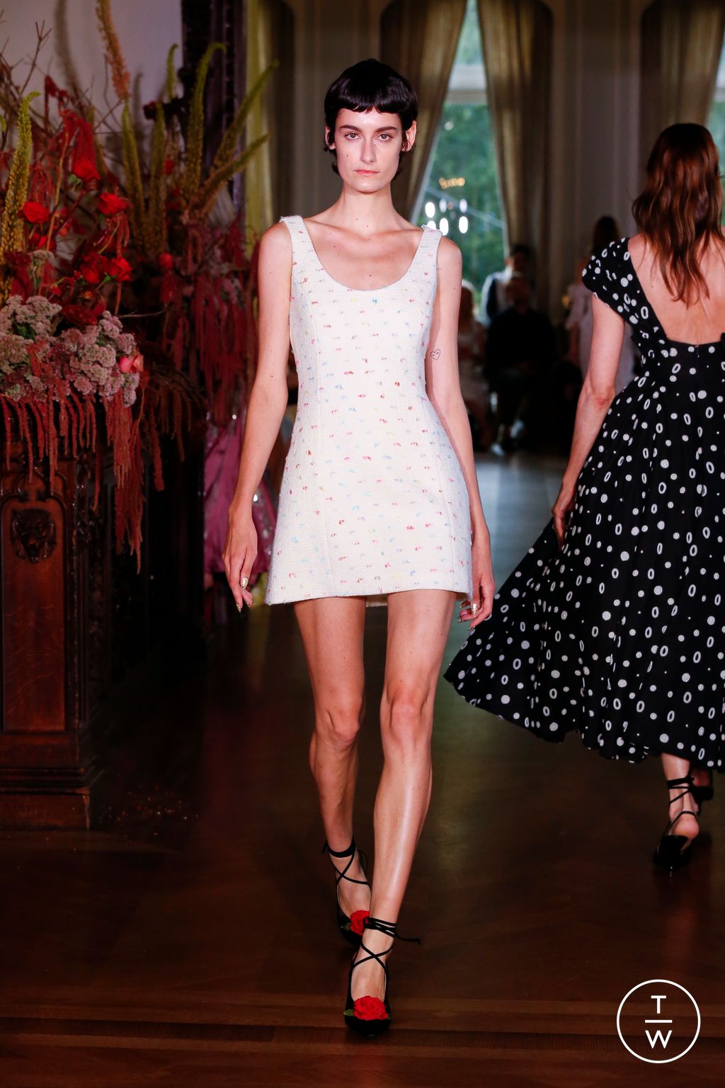 Fashion Week New York Spring/Summer 2023 look 14 de la collection Markarian womenswear