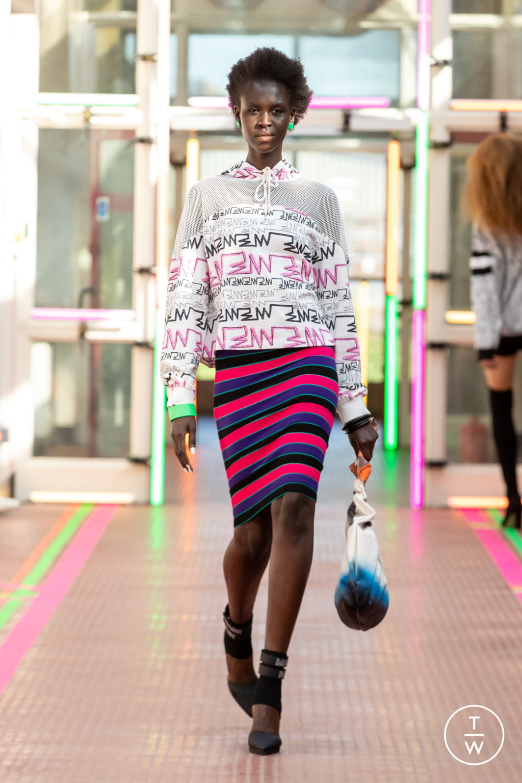 Fashion Week London Spring/Summer 2021 look 7 from the Mark Fast collection womenswear