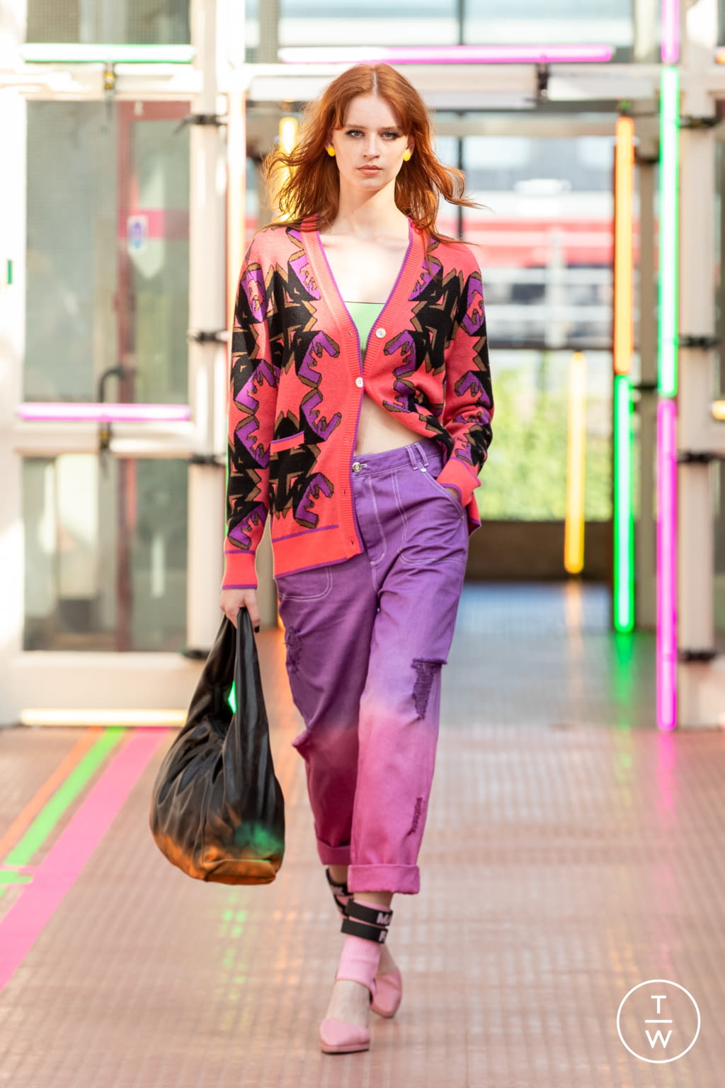 Fashion Week London Spring/Summer 2021 look 30 from the Mark Fast collection womenswear