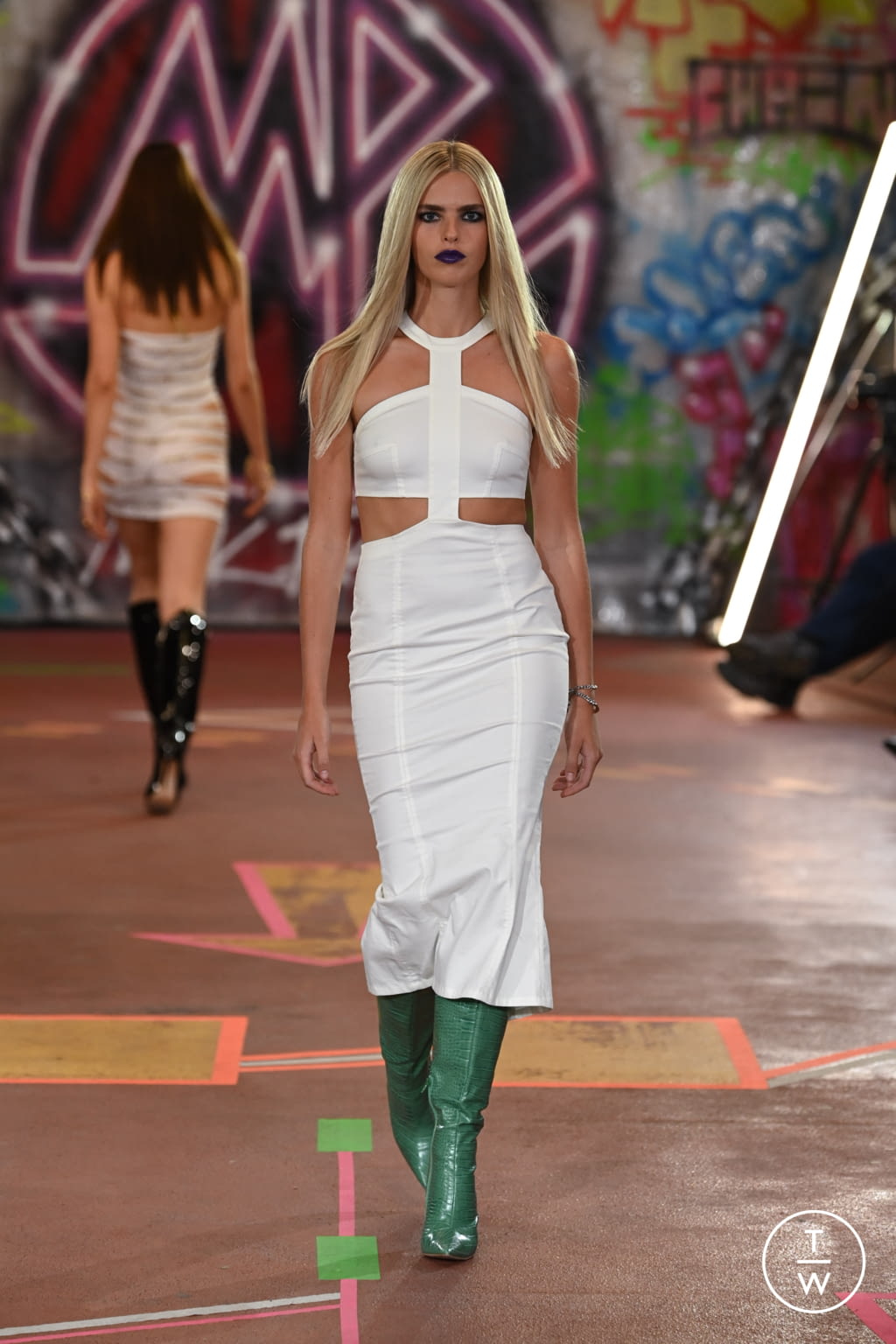 Fashion Week London Spring/Summer 2022 look 33 from the Mark Fast collection womenswear