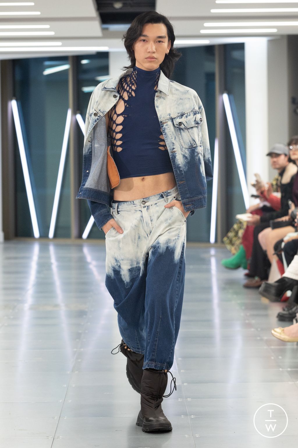 Fashion Week London Fall/Winter 2023 look 35 de la collection Mark Fast womenswear
