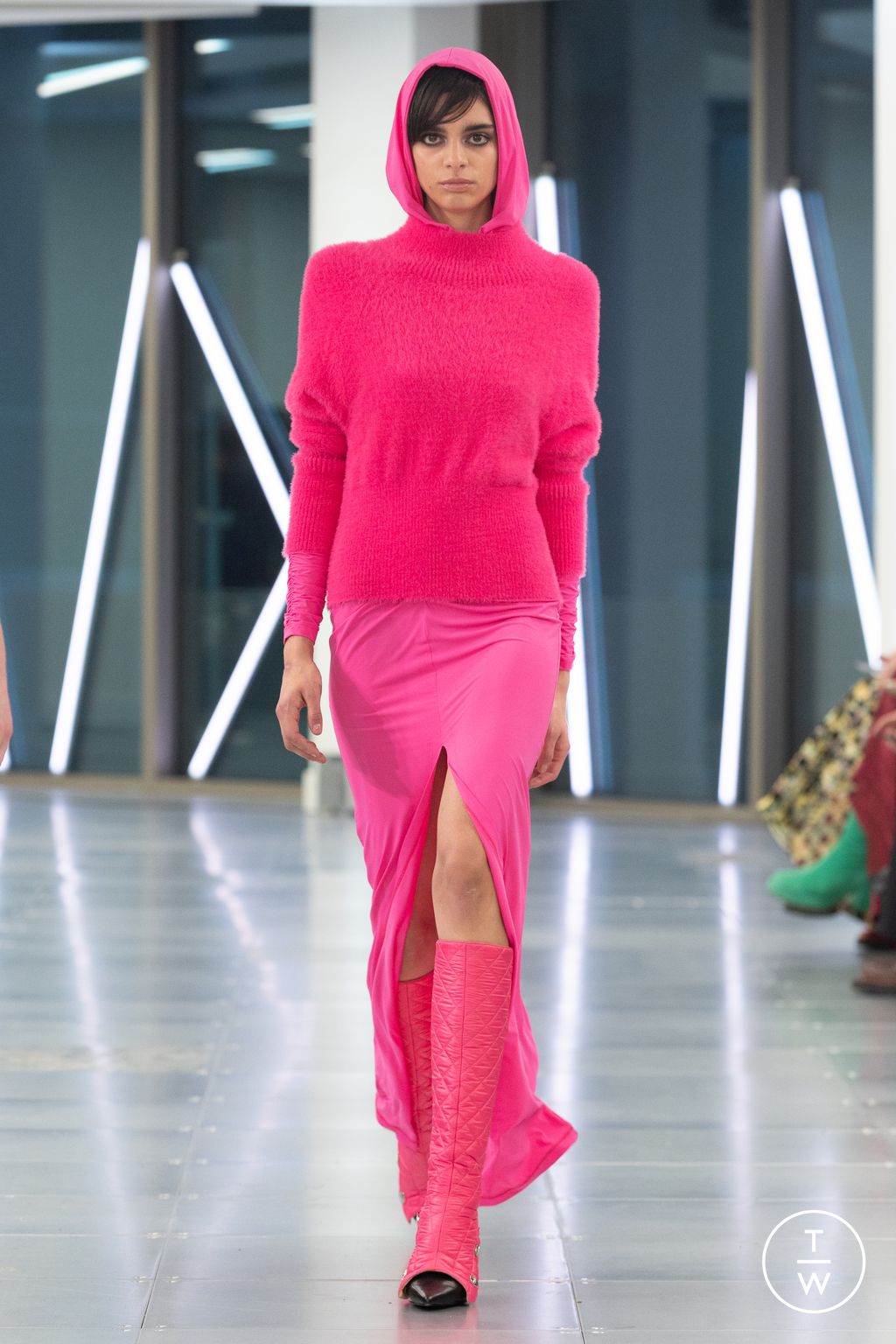 Fashion Week London Fall/Winter 2023 look 38 from the Mark Fast collection 女装