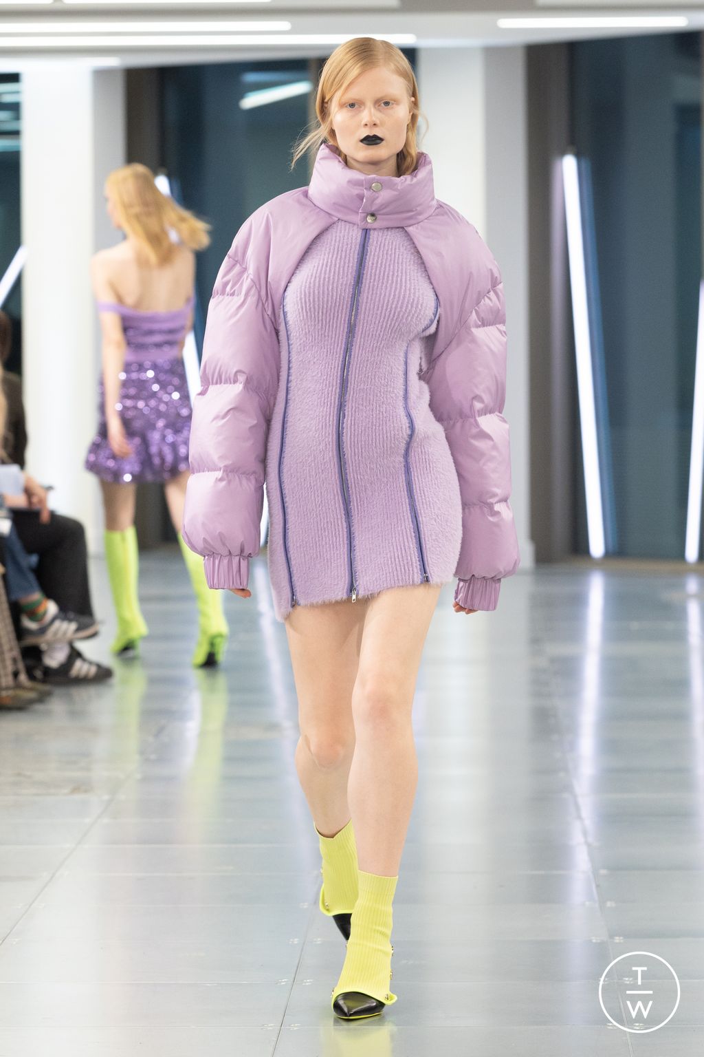 Fashion Week London Fall/Winter 2023 look 46 from the Mark Fast collection womenswear