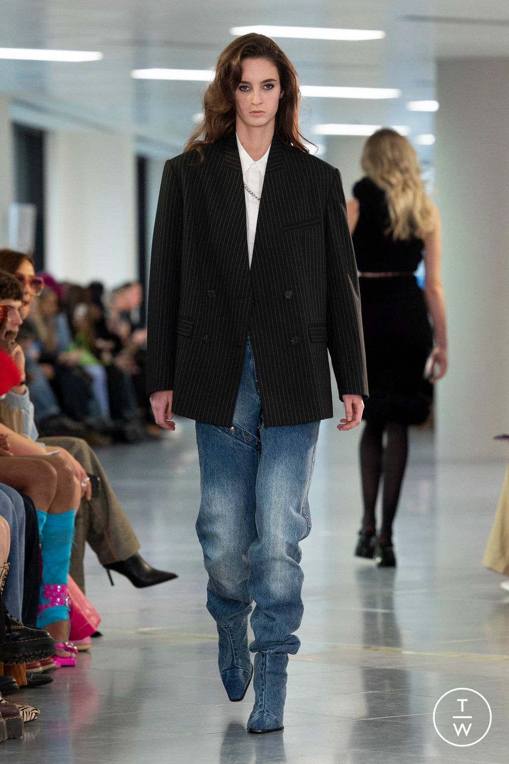 Fashion Week London Fall/Winter 2024 look 12 de la collection Mark Fast womenswear