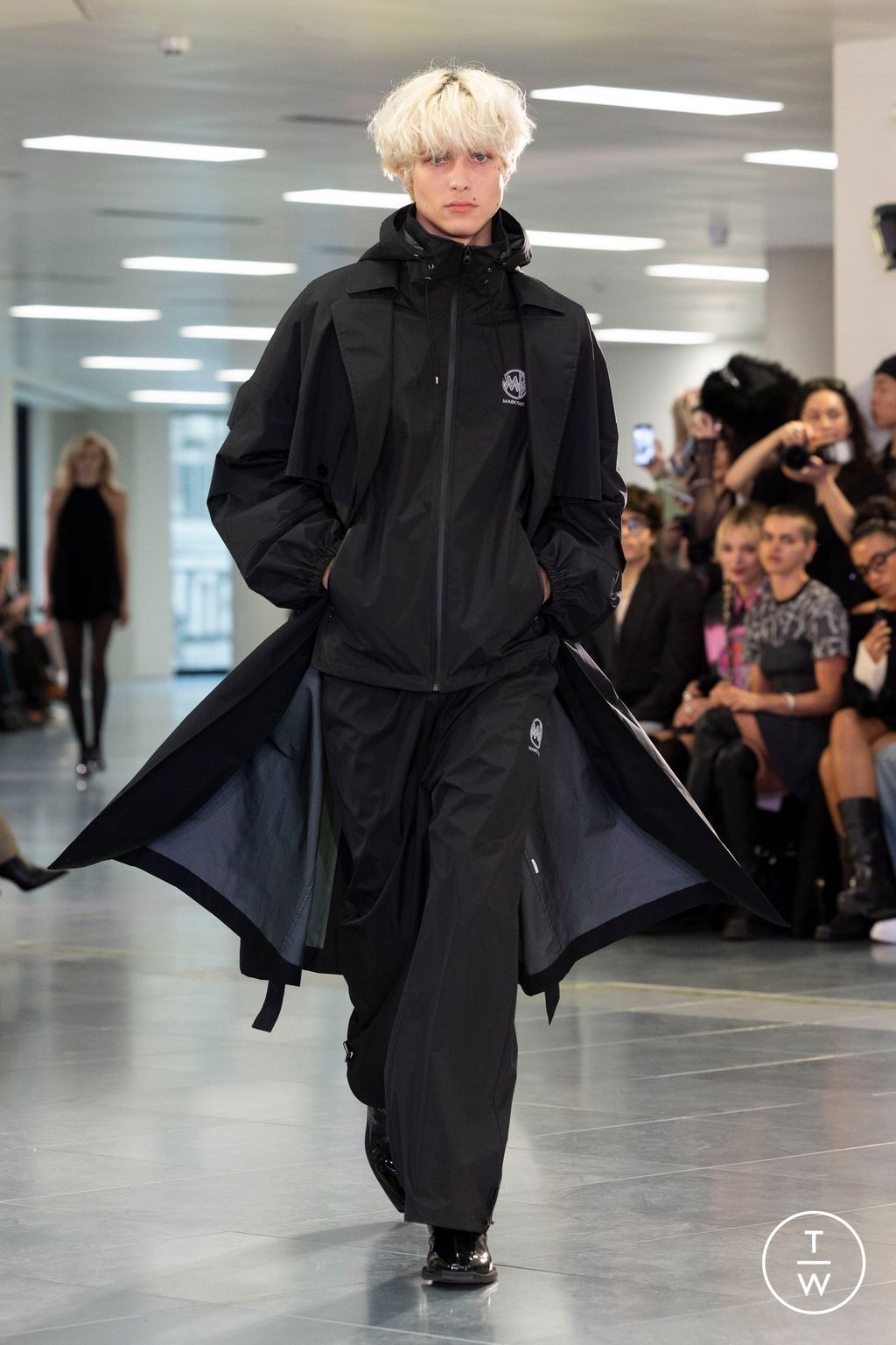 Fashion Week London Fall/Winter 2024 look 26 from the Mark Fast collection womenswear