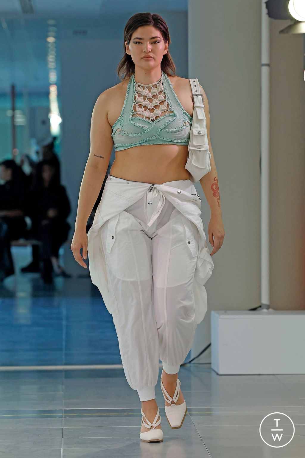 Fashion Week London Spring/Summer 2024 look 24 from the Mark Fast collection 女装