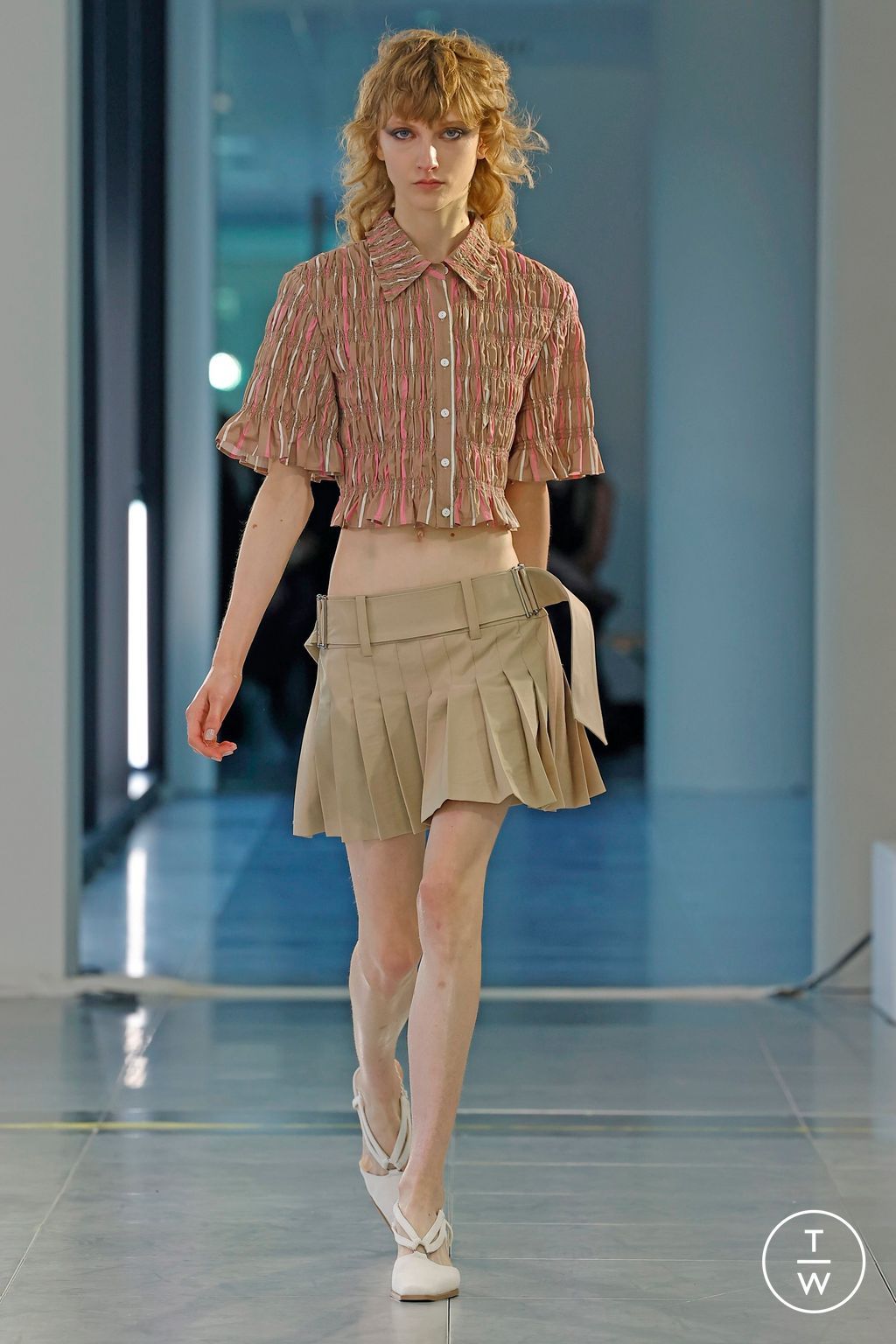 Fashion Week London Spring/Summer 2024 look 40 from the Mark Fast collection womenswear