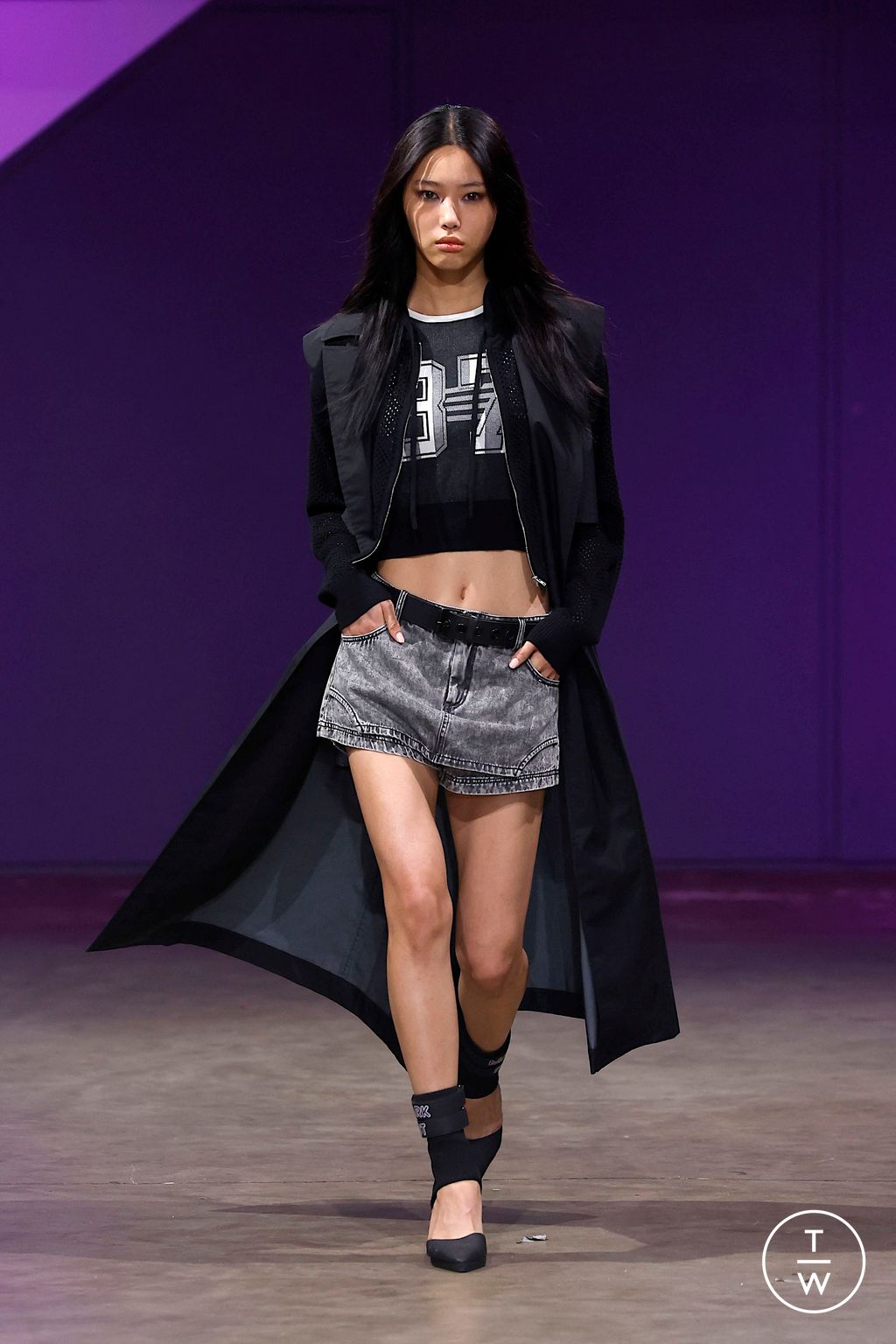 Fashion Week London Spring/Summer 2025 look 5 from the Mark Fast collection 女装