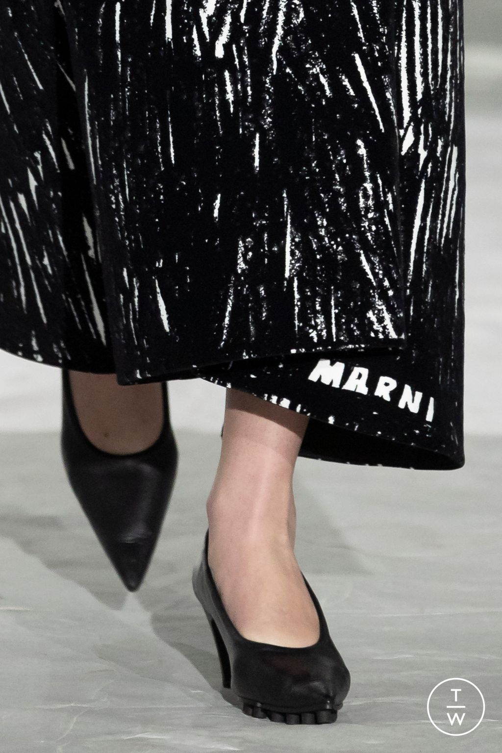 Fashion Week Milan Fall/Winter 2024 look 10 from the Marni collection womenswear accessories