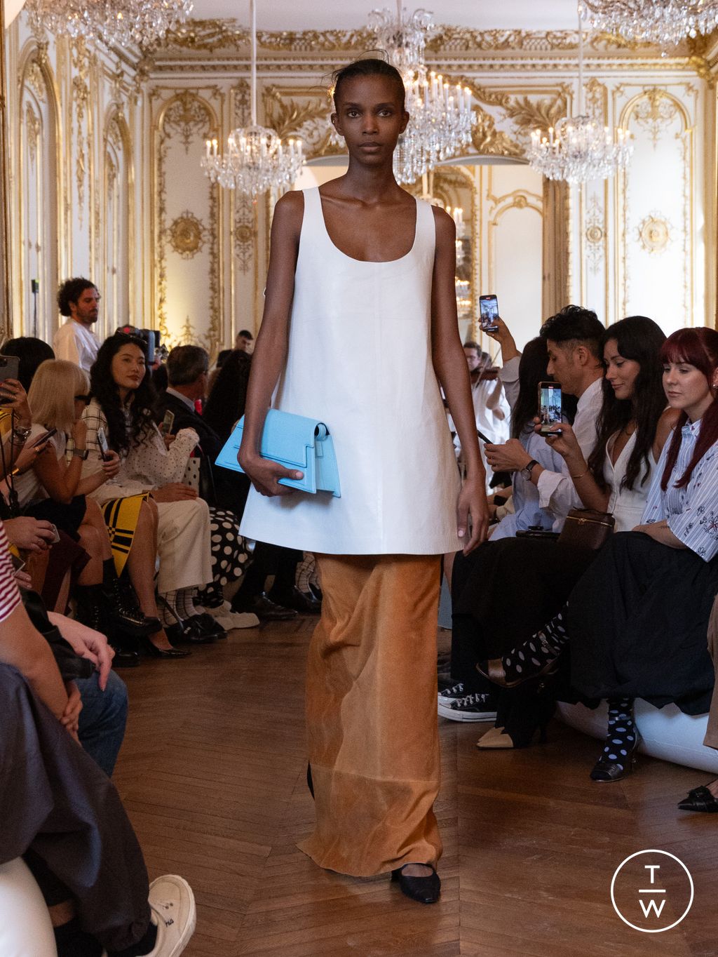 Fashion Week Paris Spring/Summer 2024 look 7 de la collection Marni womenswear