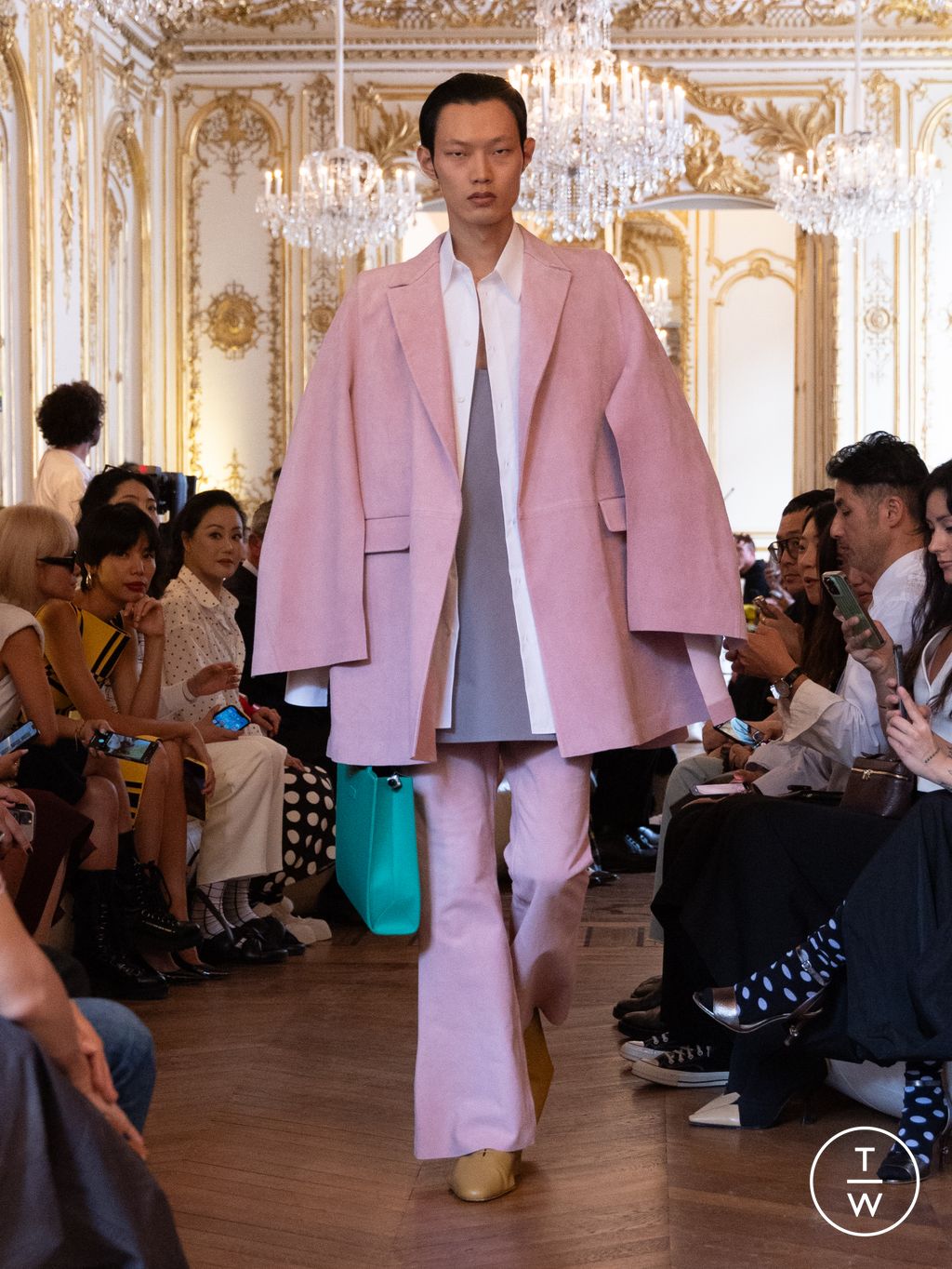 Fashion Week Paris Spring/Summer 2024 look 57 from the Marni collection 女装