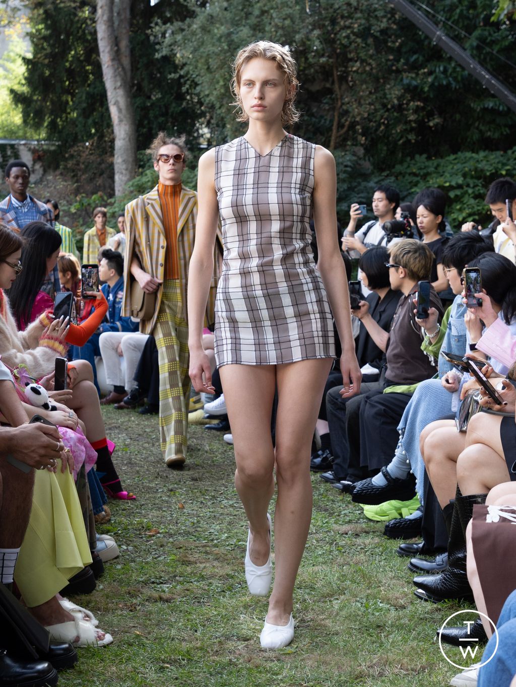 Fashion Week Paris Spring/Summer 2024 look 14 from the Marni collection womenswear