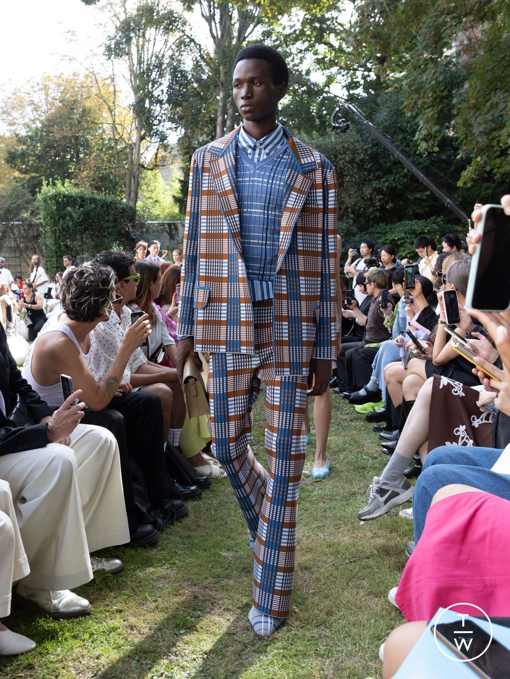 Fashion Week Paris Spring/Summer 2024 look 16 from the Marni collection womenswear
