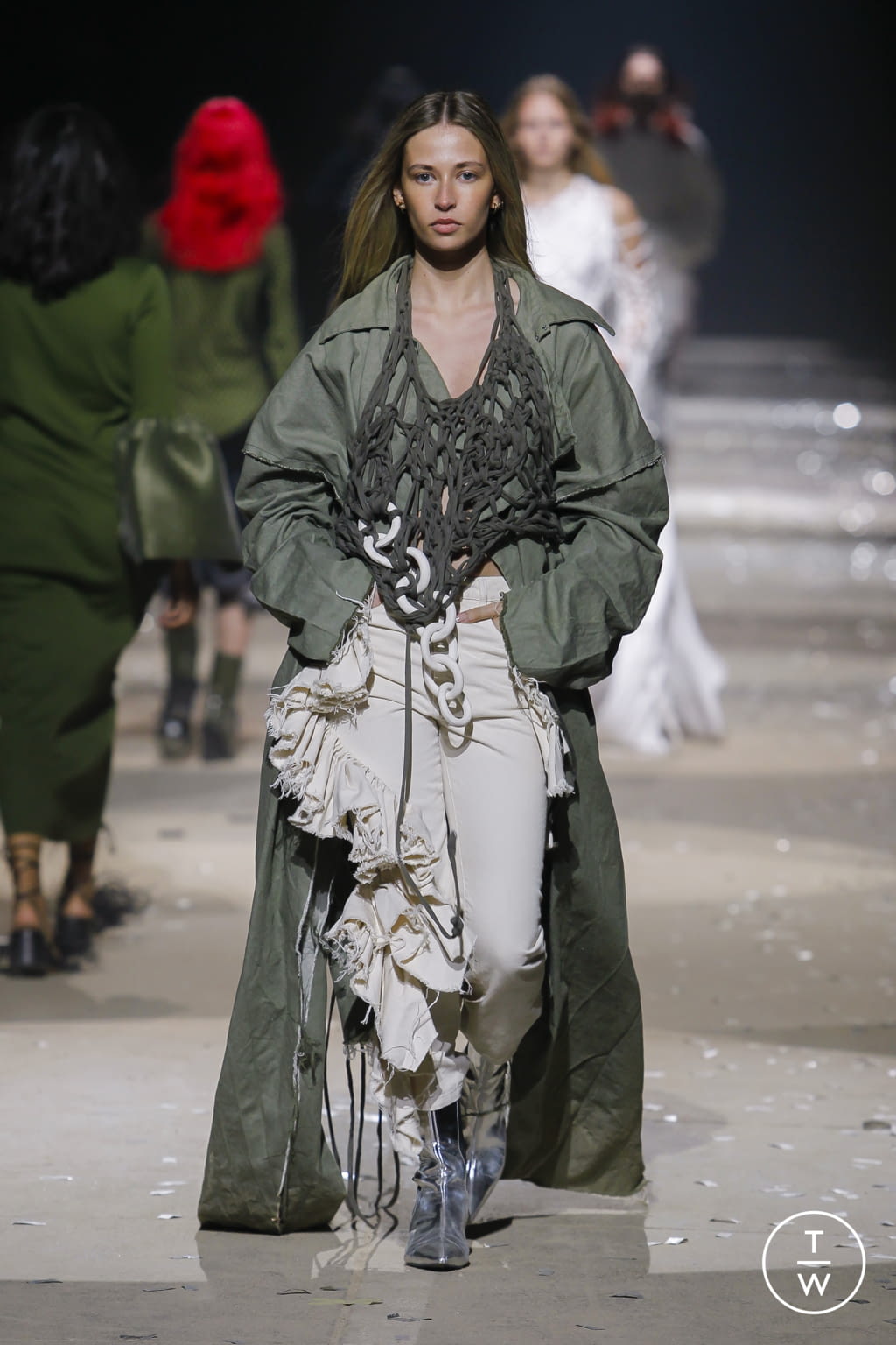 Fashion Week London Spring/Summer 2022 look 42 from the Marques' Almeida collection womenswear