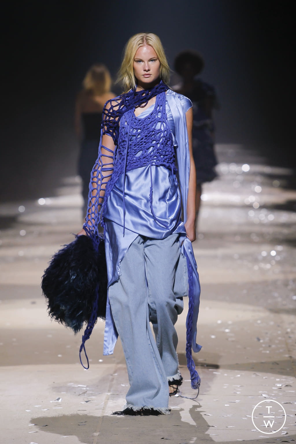 Fashion Week London Spring/Summer 2022 look 50 de la collection Marques' Almeida womenswear