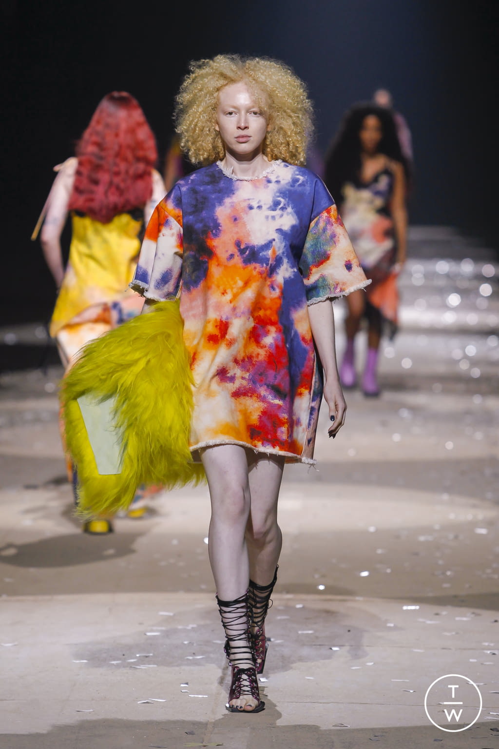 Fashion Week London Spring/Summer 2022 look 67 de la collection Marques' Almeida womenswear
