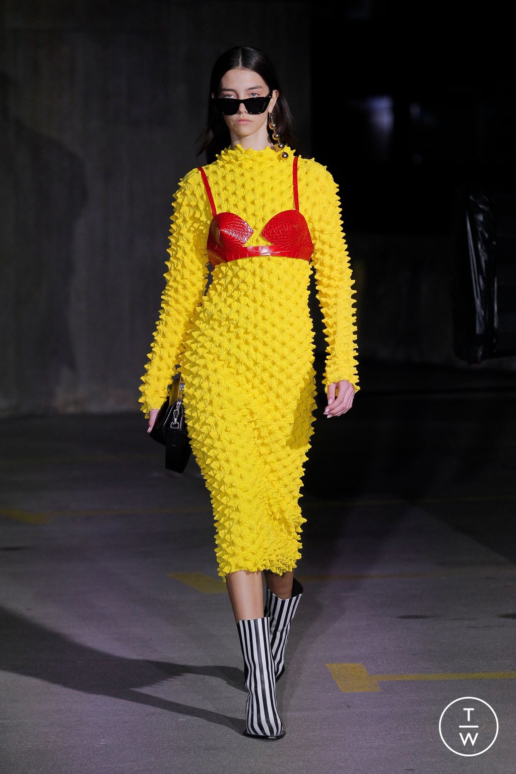 Fashion Week London Spring/Summer 2023 look 2 from the Marques' Almeida collection womenswear