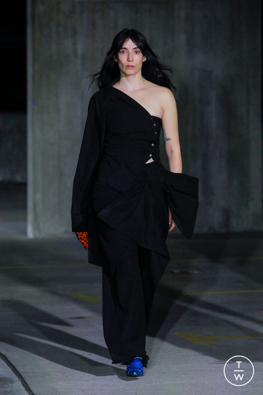 Fashion Week London Spring/Summer 2023 look 59 from the Marques' Almeida collection womenswear