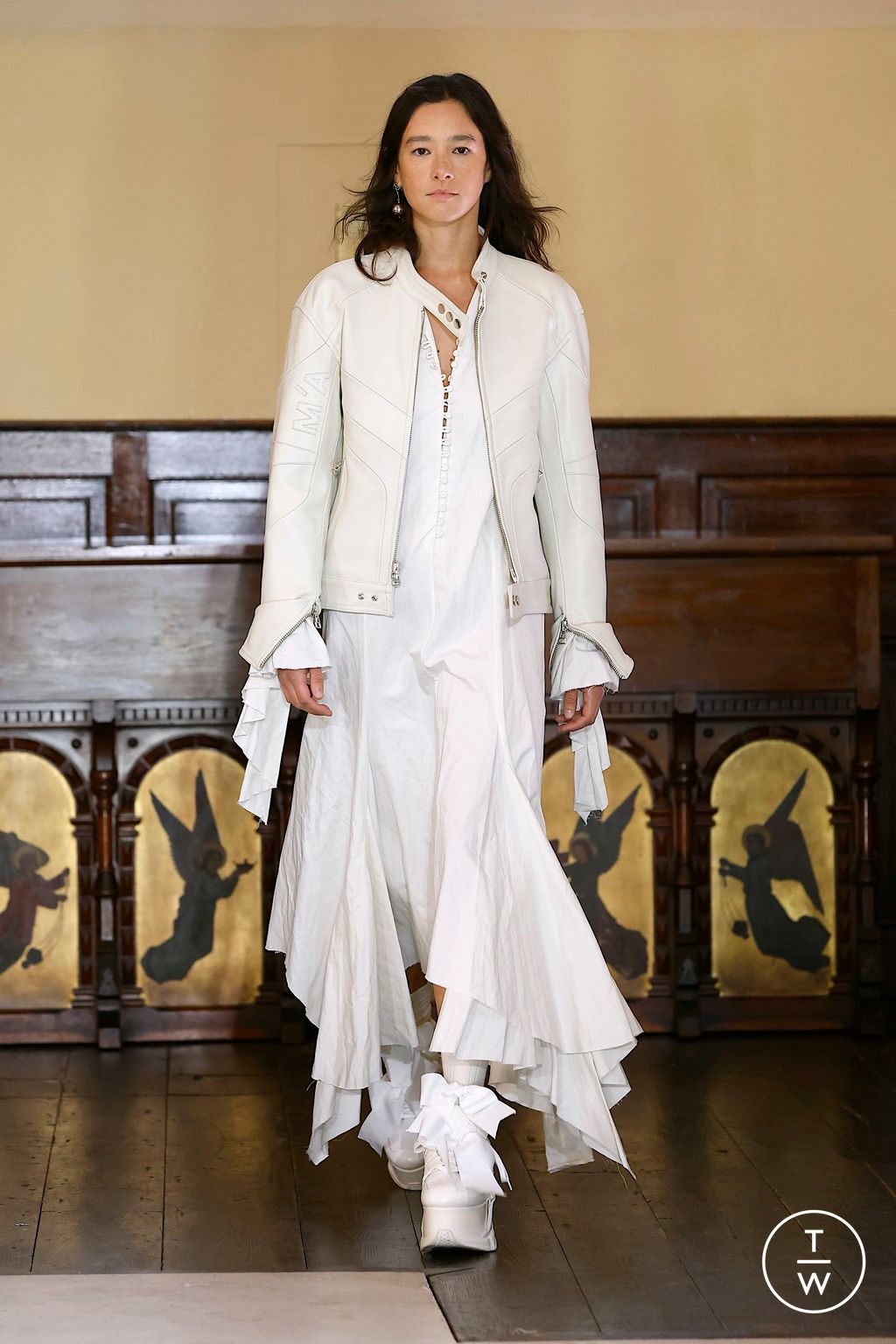 Fashion Week London Spring/Summer 2025 look 42 from the Marques' Almeida collection womenswear