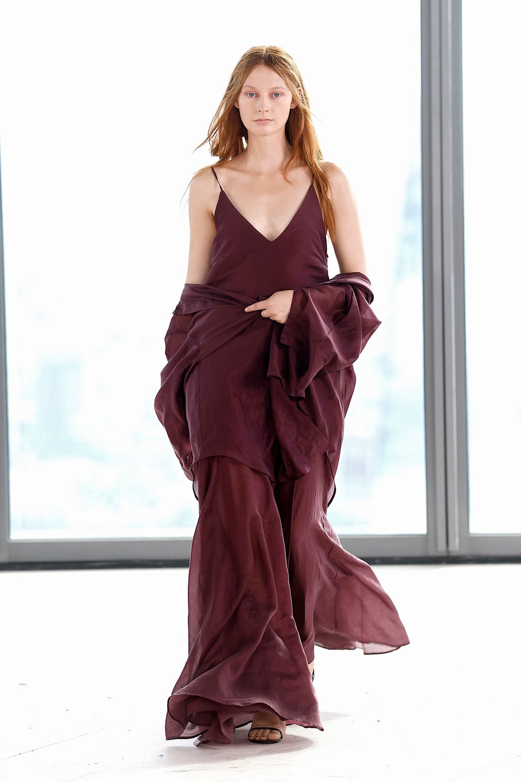 Fashion Week London Spring/Summer 2026 look 3 from the Marques' Almeida collection womenswear