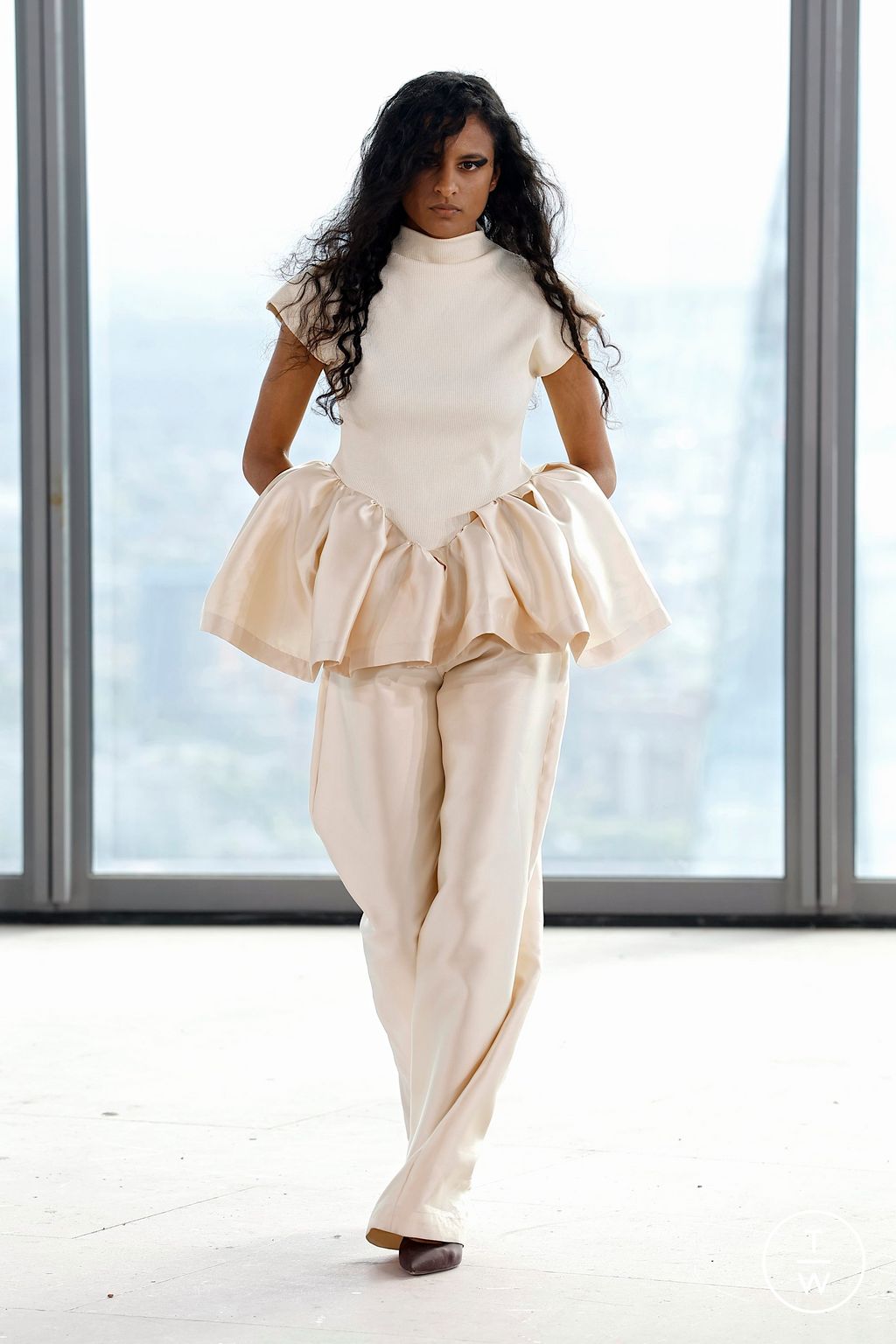 Fashion Week London Spring/Summer 2026 look 8 from the Marques' Almeida collection womenswear