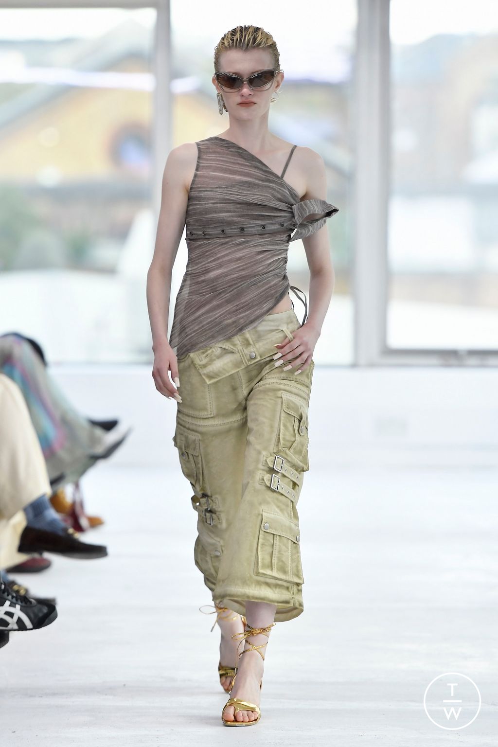 Fashion Week London Spring/Summer 2024 look 5 from the Marrknull collection 女装