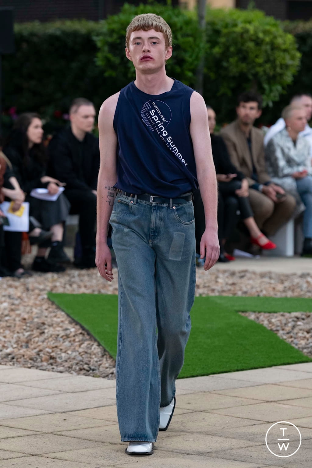 Fashion Week London Spring/Summer 2020 look 10 from the Martine Rose collection menswear