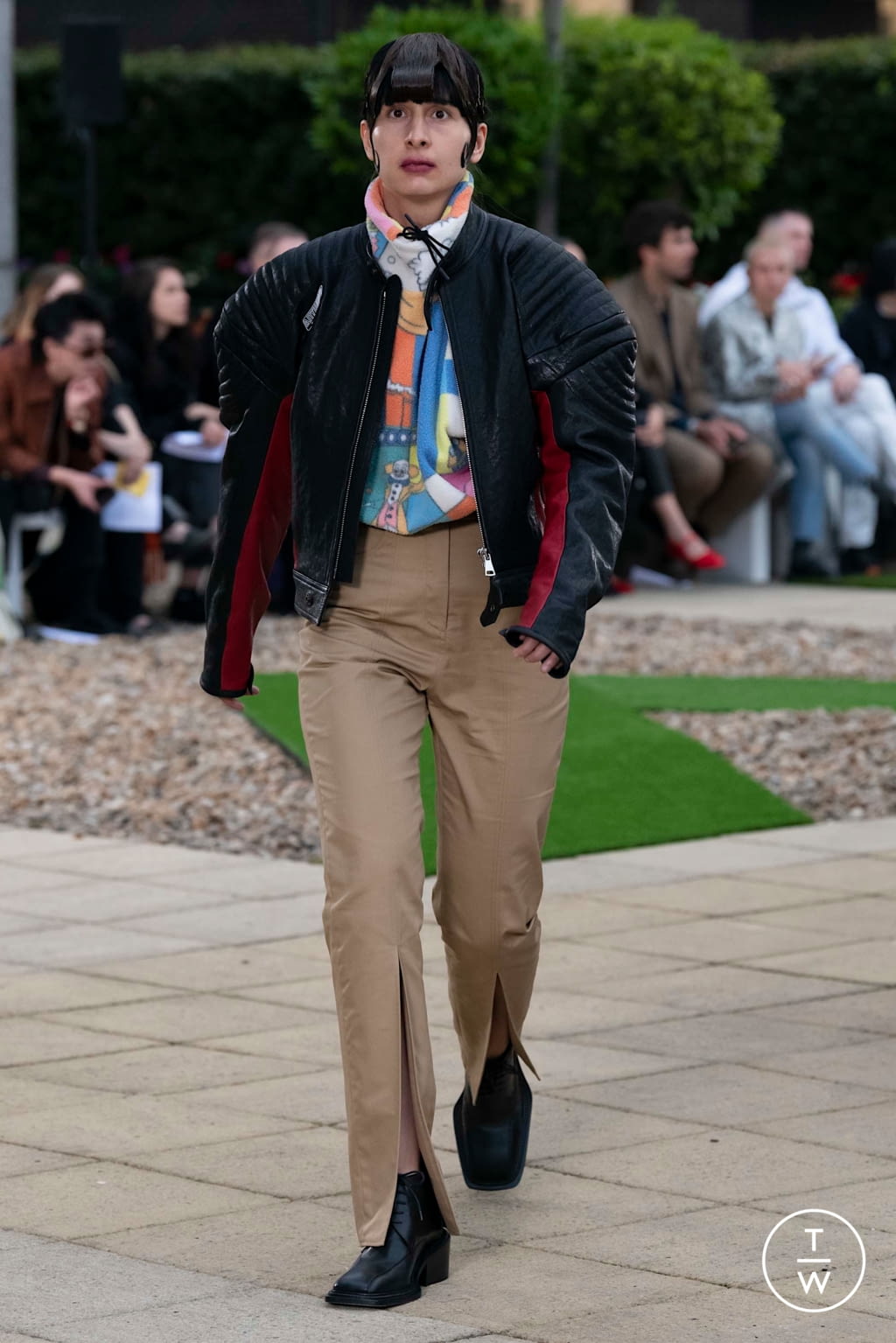 Fashion Week London Spring/Summer 2020 look 12 from the Martine Rose collection menswear