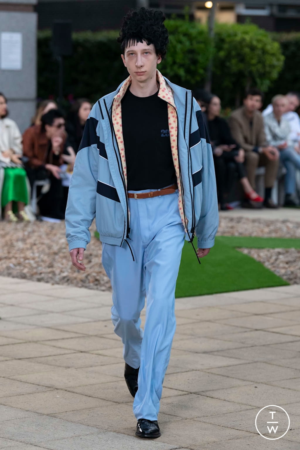 Fashion Week London Spring/Summer 2020 look 18 de la collection Martine Rose menswear