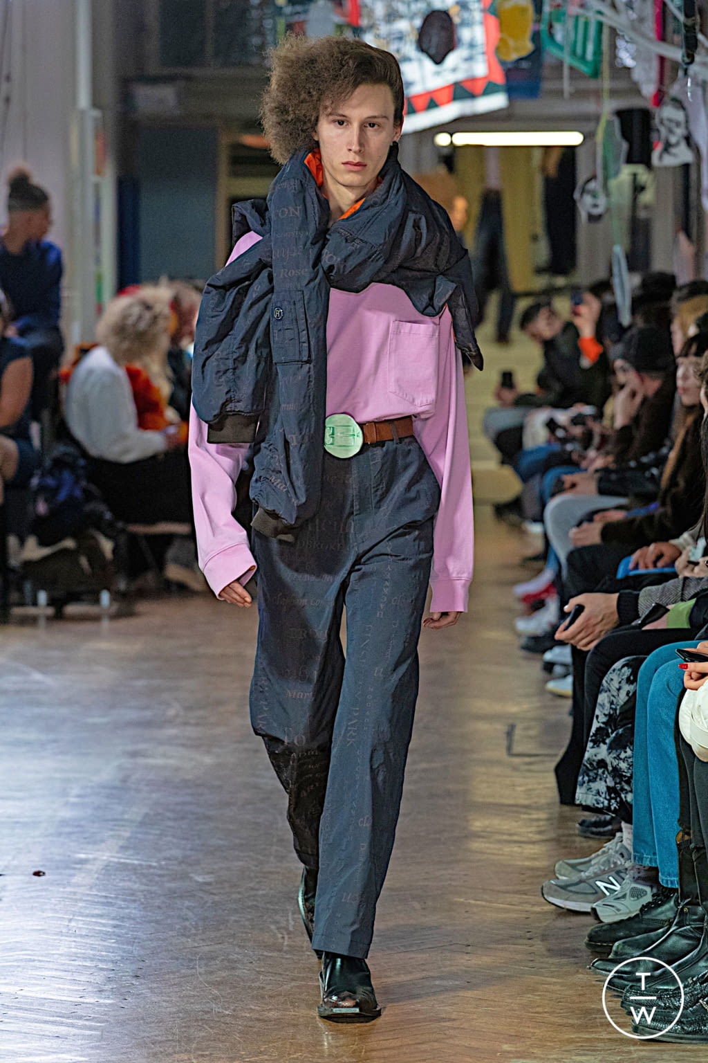 Fashion Week London Fall/Winter 2020 look 9 from the Martine Rose collection menswear