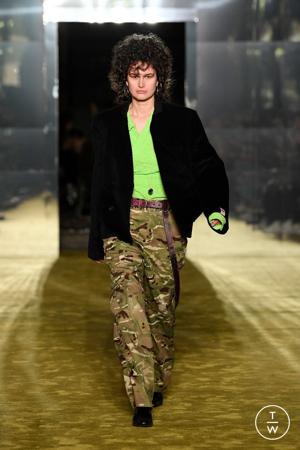 Fashion Week Florence - Pitti Fall/Winter 2023 look 37 from the Martine Rose collection 男装