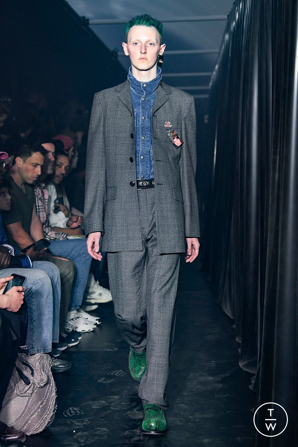 Fashion Week London Spring/Summer 2023 look 10 from the Martine Rose collection menswear