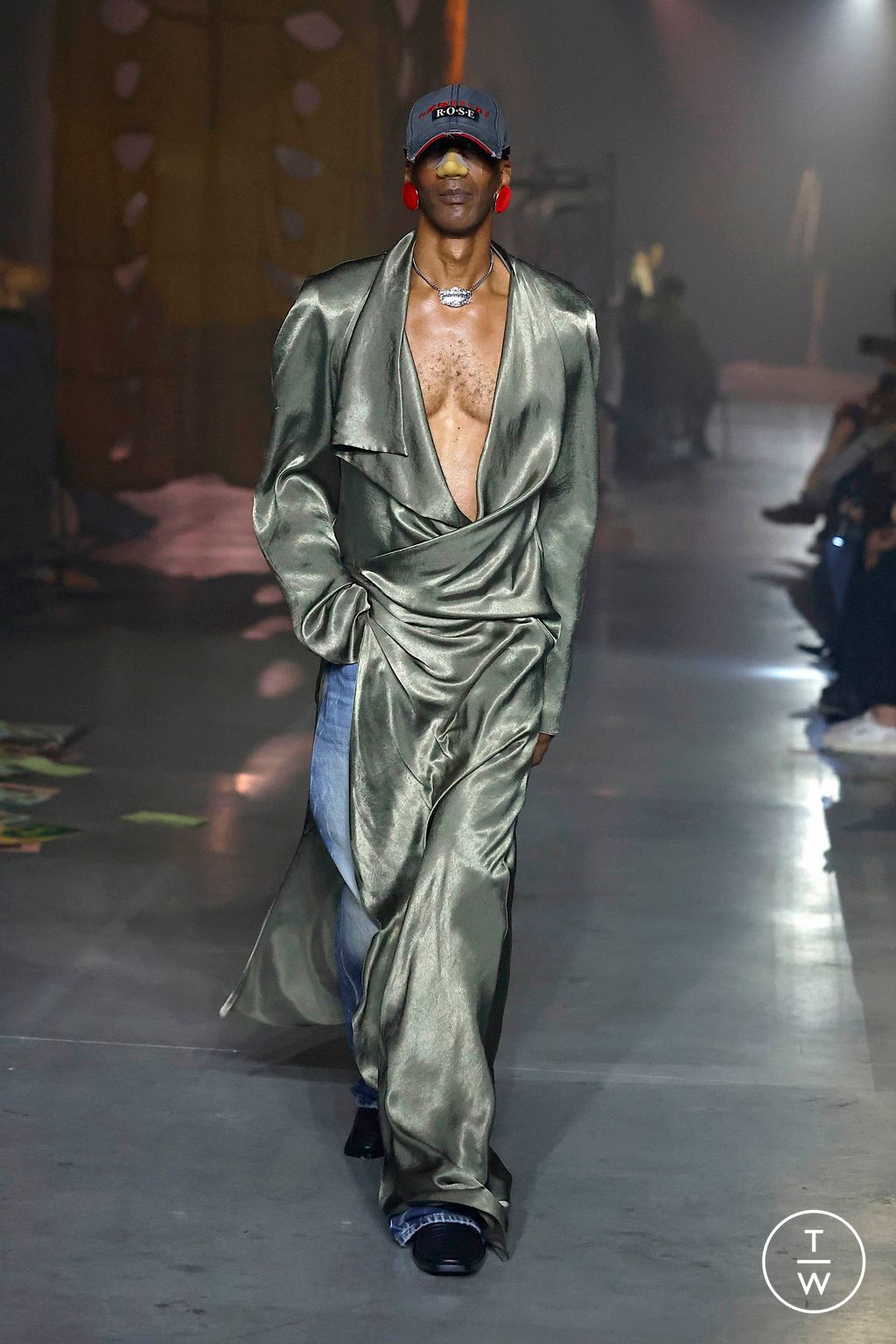 Fashion Week Milan Spring-Summer 2025 look 20 from the Martine Rose collection menswear