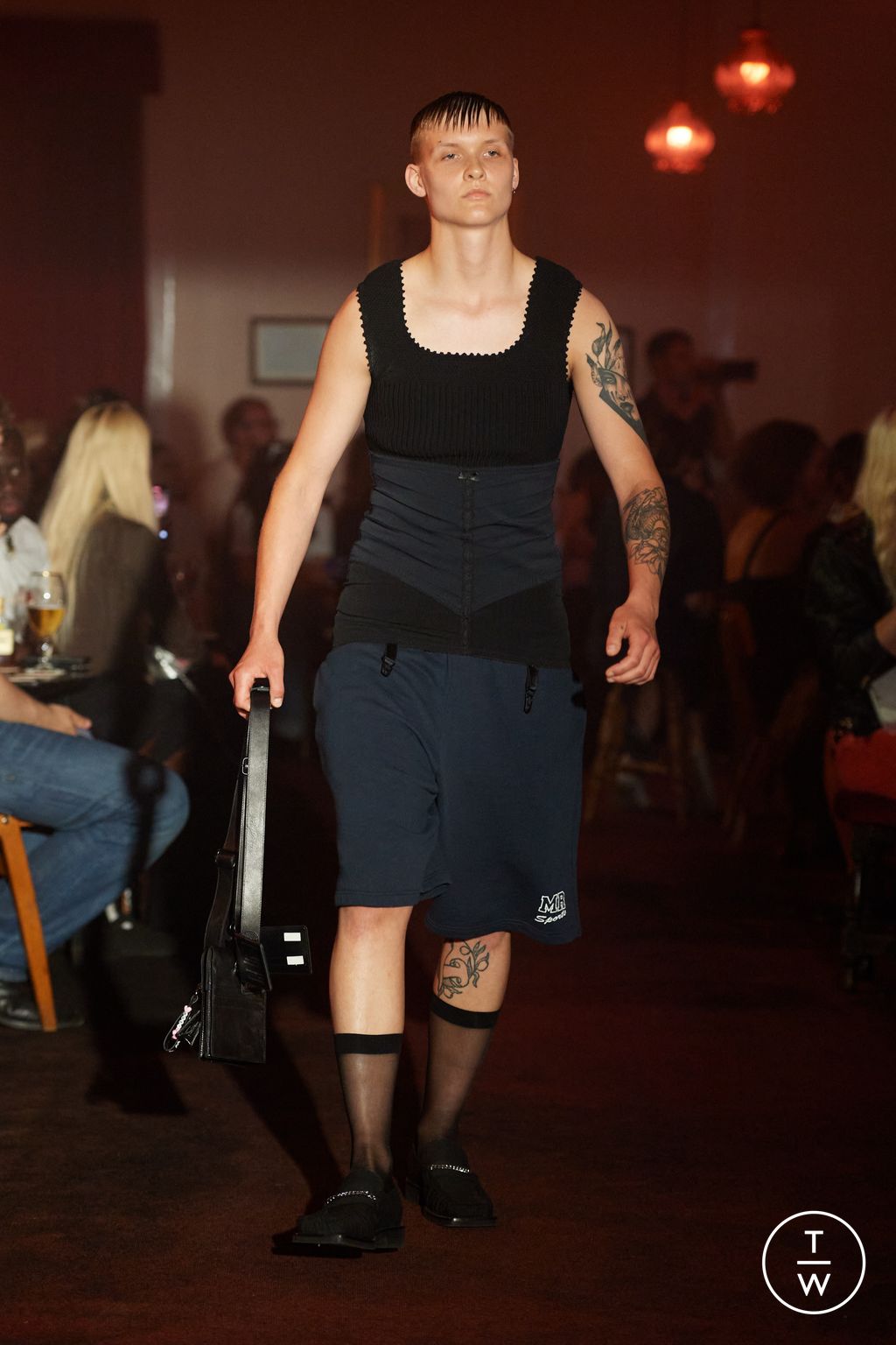 Fashion Week London Spring/Summer 2024 look 8 from the Martine Rose collection menswear