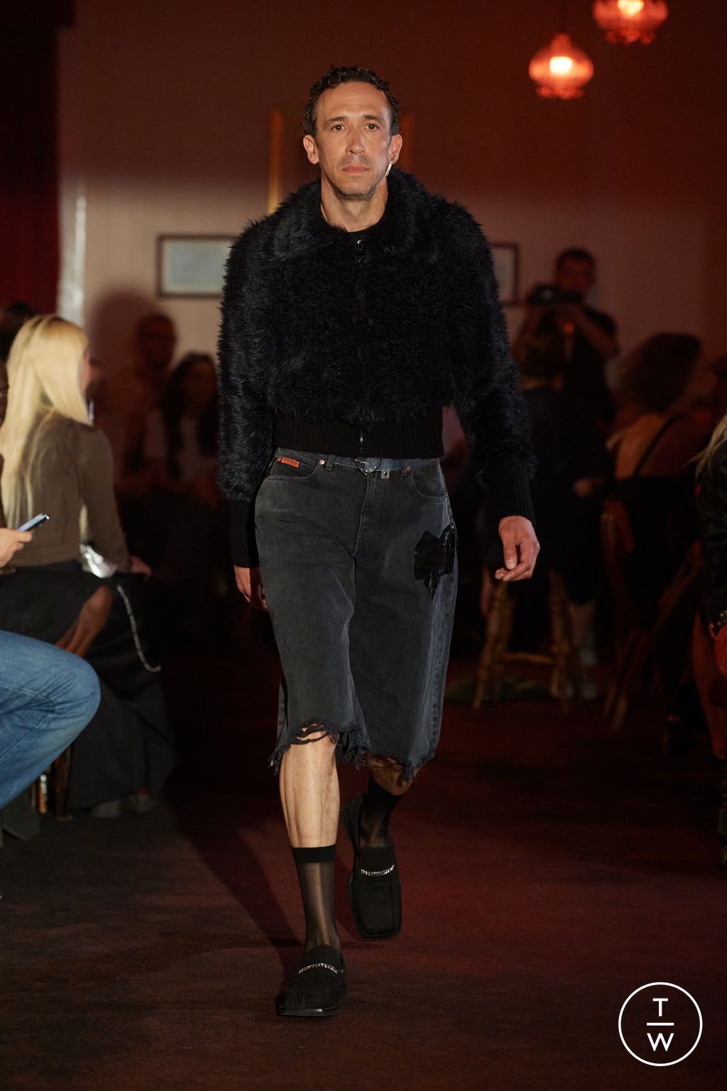 Fashion Week London Spring/Summer 2024 look 39 from the Martine Rose collection menswear