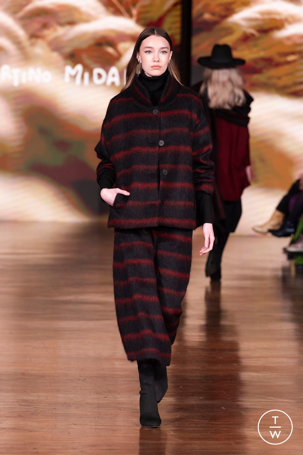 Fashion Week Milan Fall/Winter 2024 look 17 de la collection Martino Midali womenswear